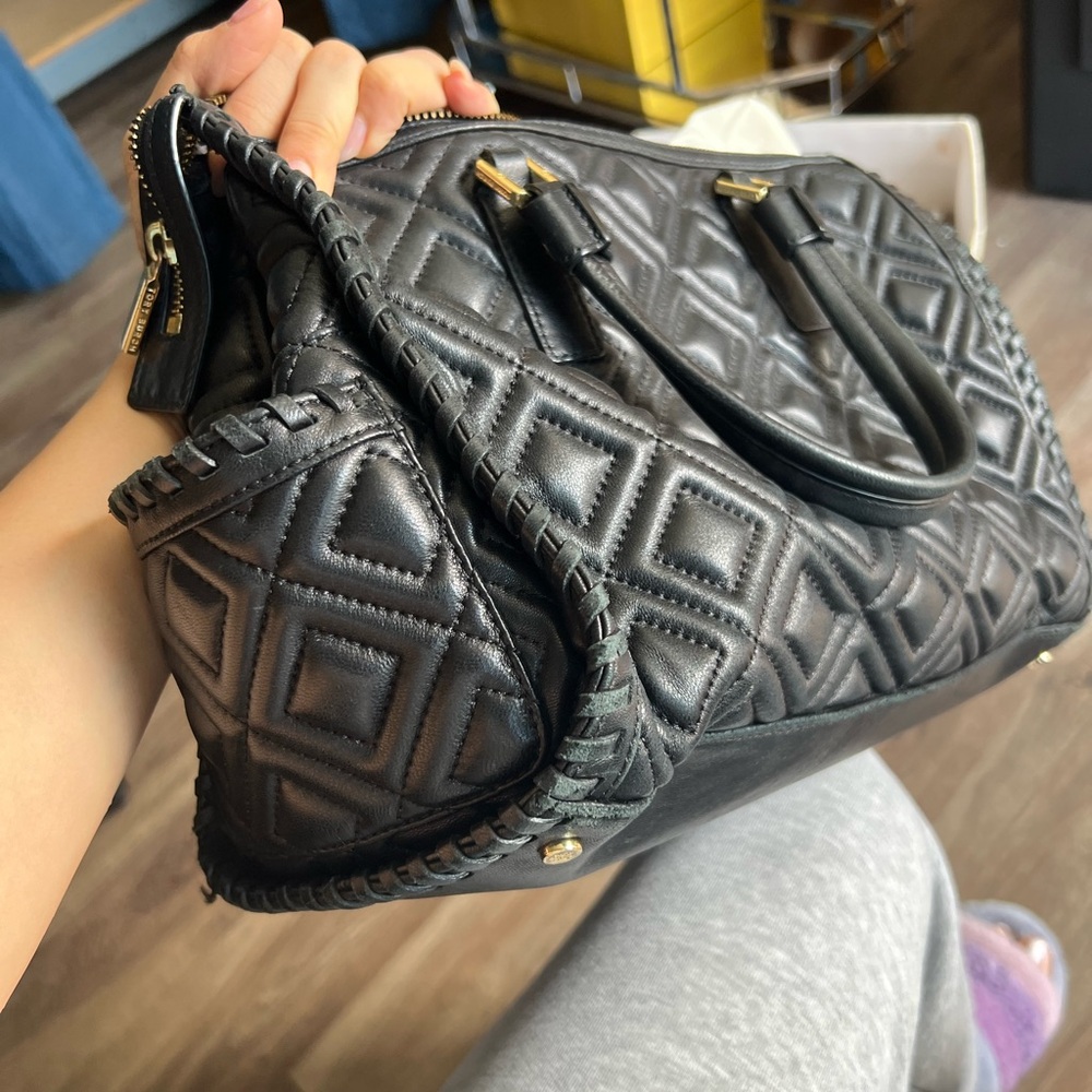 Tory Burch Black Quilted Bag - Picture 8 of 13